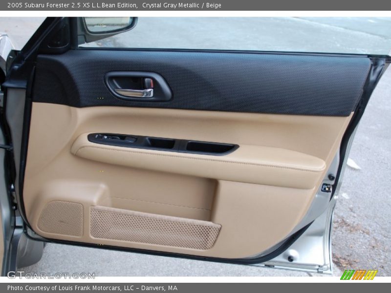 Crystal Gray Metallic / Beige 2005 Subaru Forester 2.5 XS L.L.Bean Edition