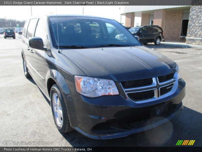 Dark Charcoal Pearl / Black/Light Graystone 2011 Dodge Grand Caravan Mainstreet