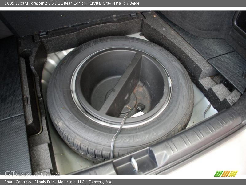 Crystal Gray Metallic / Beige 2005 Subaru Forester 2.5 XS L.L.Bean Edition
