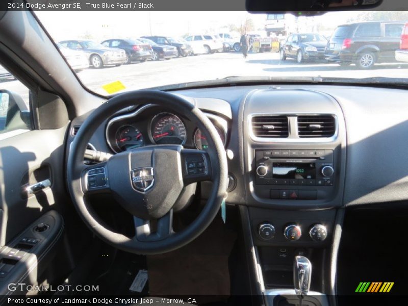 True Blue Pearl / Black 2014 Dodge Avenger SE