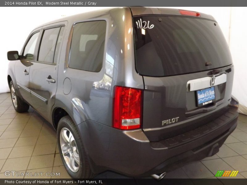 Modern Steel Metallic / Gray 2014 Honda Pilot EX