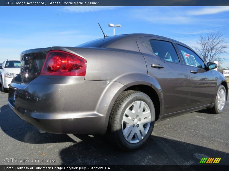 Granite Crystal Metallic / Black 2014 Dodge Avenger SE
