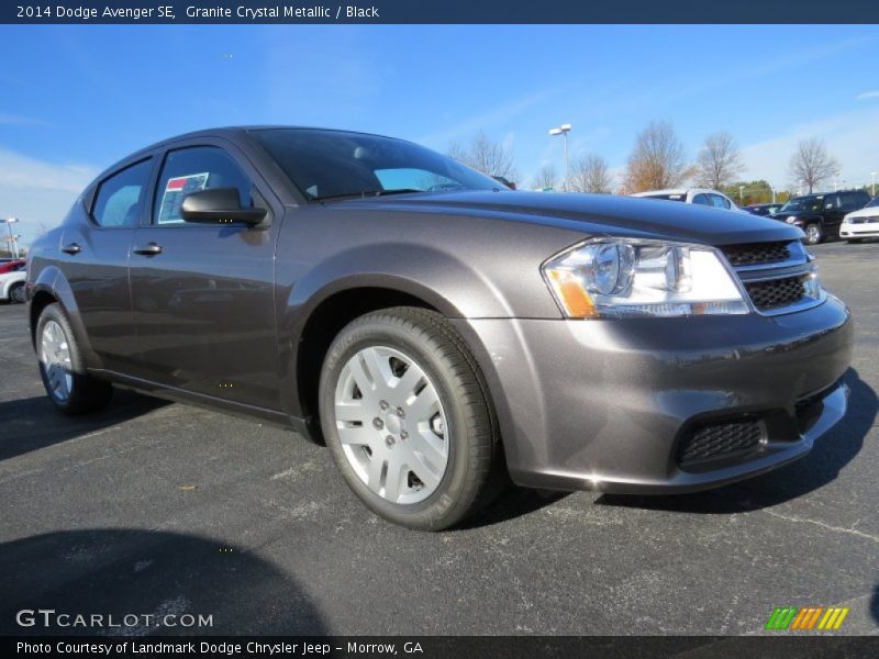Granite Crystal Metallic / Black 2014 Dodge Avenger SE