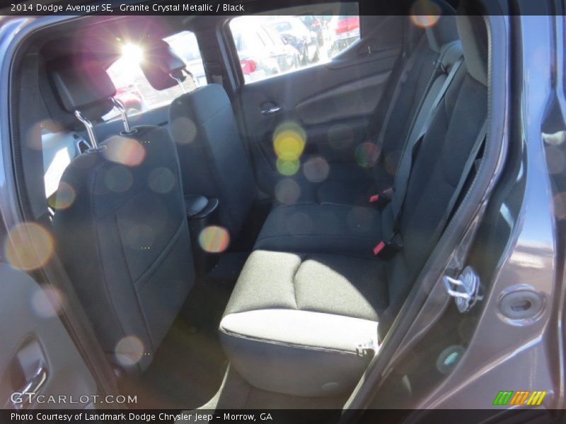 Granite Crystal Metallic / Black 2014 Dodge Avenger SE