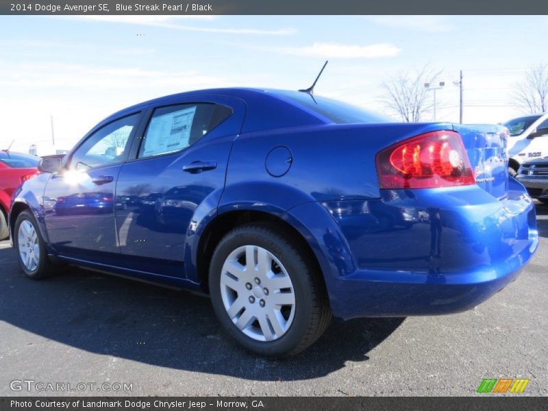 Blue Streak Pearl / Black 2014 Dodge Avenger SE