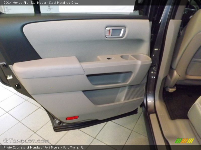 Modern Steel Metallic / Gray 2014 Honda Pilot EX