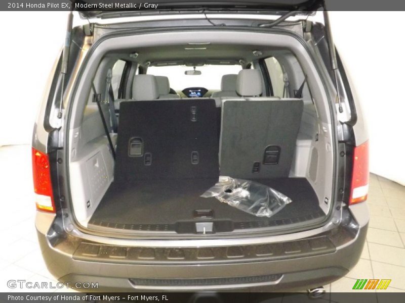  2014 Pilot EX Trunk