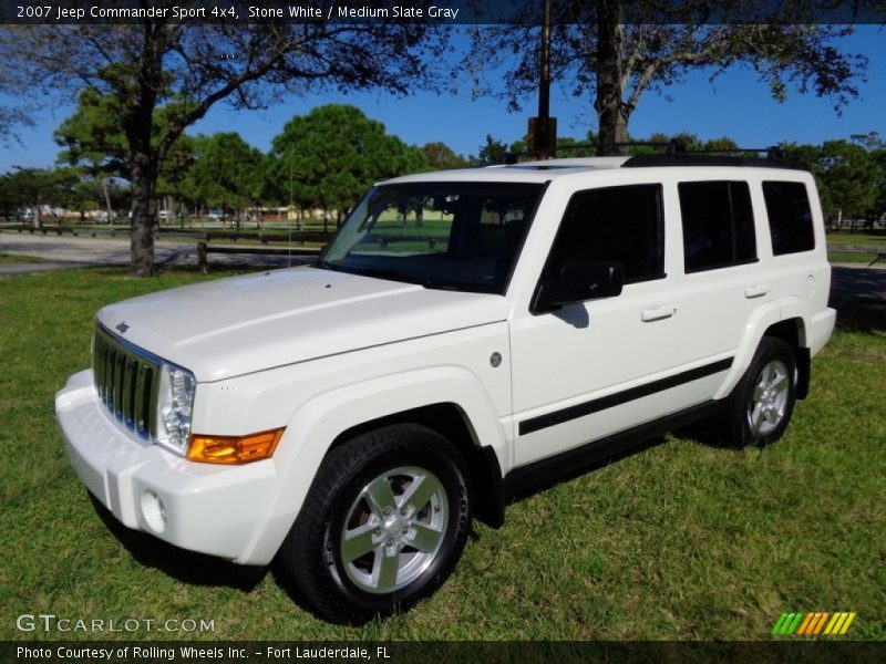 Stone White / Medium Slate Gray 2007 Jeep Commander Sport 4x4