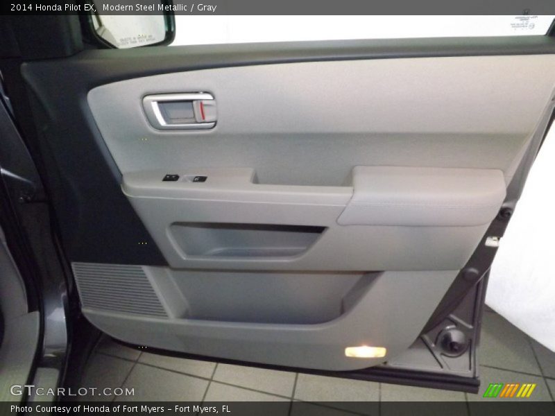 Modern Steel Metallic / Gray 2014 Honda Pilot EX