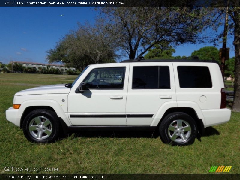 Stone White / Medium Slate Gray 2007 Jeep Commander Sport 4x4