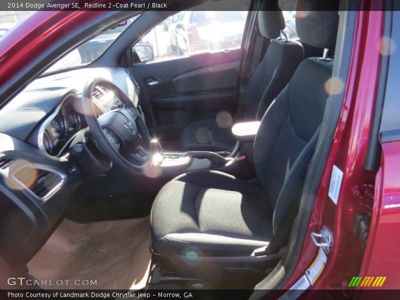 Redline 2-Coat Pearl / Black 2014 Dodge Avenger SE