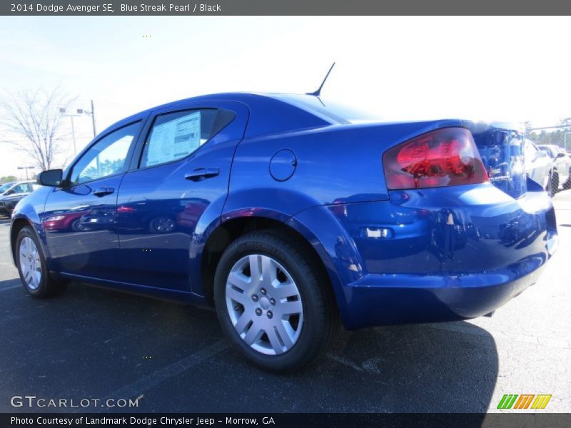 Blue Streak Pearl / Black 2014 Dodge Avenger SE