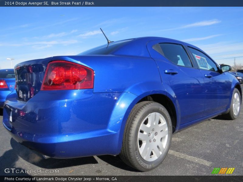 Blue Streak Pearl / Black 2014 Dodge Avenger SE