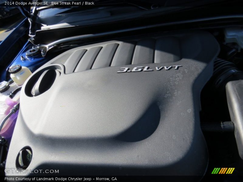 Blue Streak Pearl / Black 2014 Dodge Avenger SE
