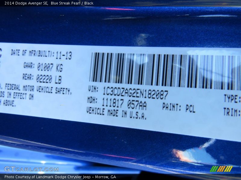 Blue Streak Pearl / Black 2014 Dodge Avenger SE