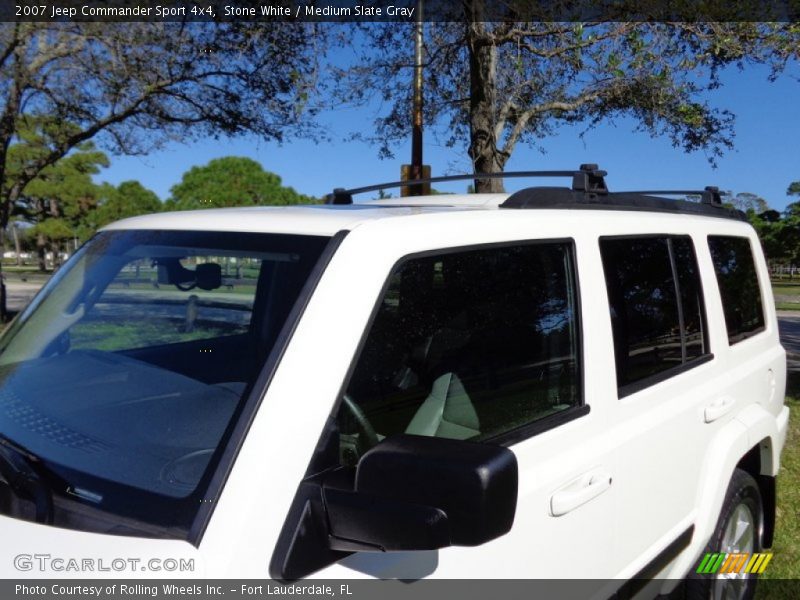 Stone White / Medium Slate Gray 2007 Jeep Commander Sport 4x4