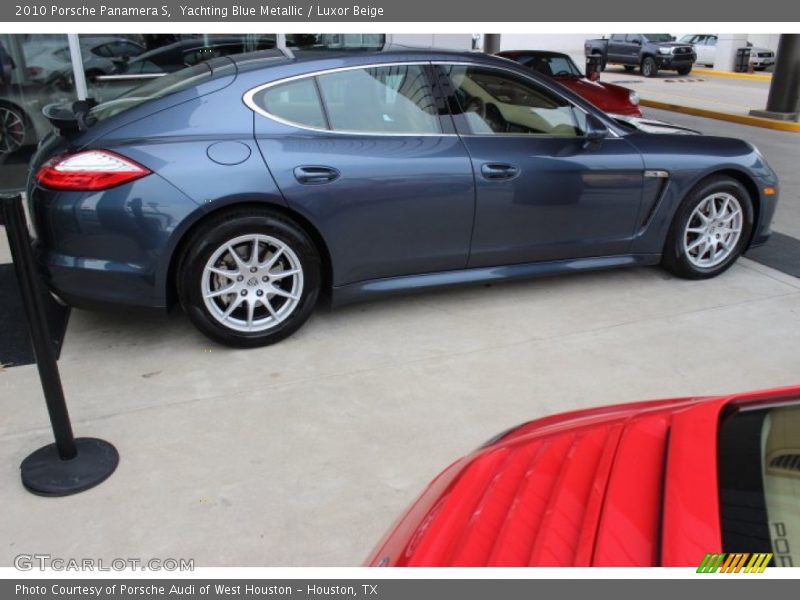 Yachting Blue Metallic / Luxor Beige 2010 Porsche Panamera S