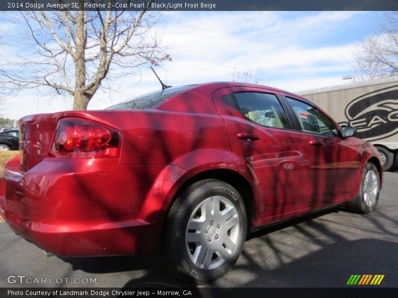Redline 2-Coat Pearl / Black/Light Frost Beige 2014 Dodge Avenger SE