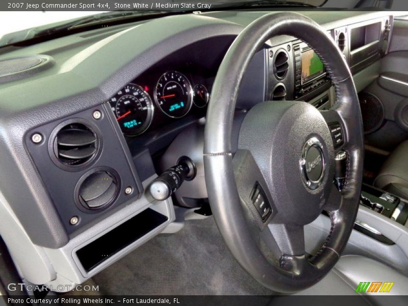 Stone White / Medium Slate Gray 2007 Jeep Commander Sport 4x4