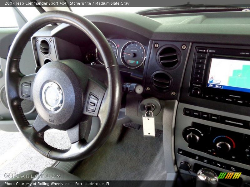 Stone White / Medium Slate Gray 2007 Jeep Commander Sport 4x4