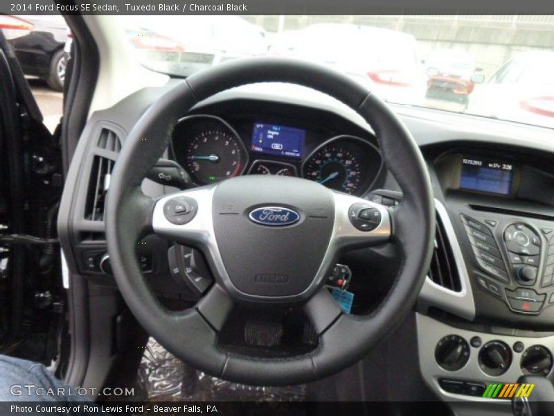 Tuxedo Black / Charcoal Black 2014 Ford Focus SE Sedan