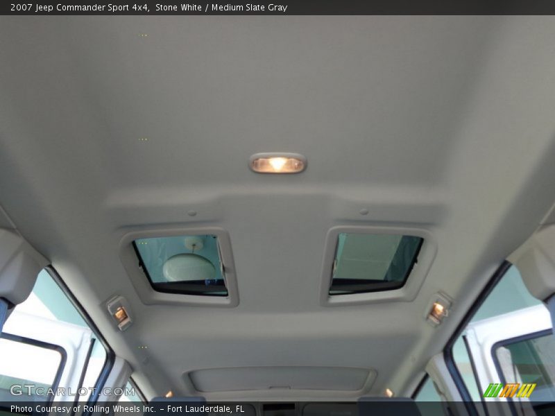 Stone White / Medium Slate Gray 2007 Jeep Commander Sport 4x4