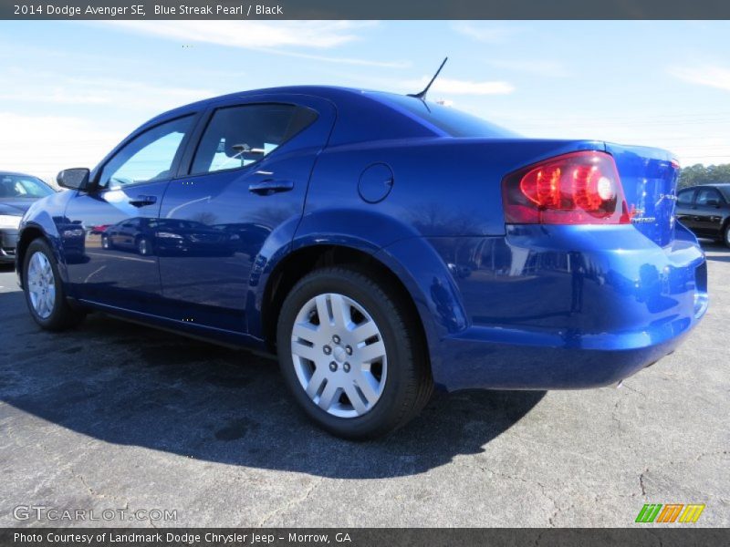 Blue Streak Pearl / Black 2014 Dodge Avenger SE