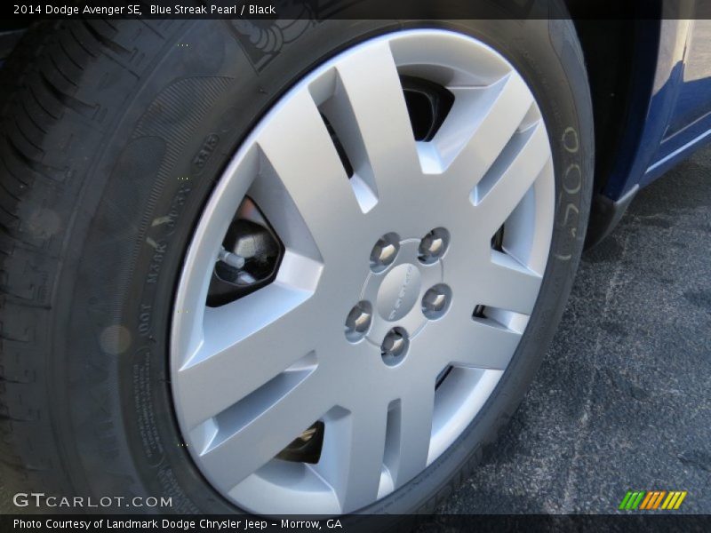 Blue Streak Pearl / Black 2014 Dodge Avenger SE