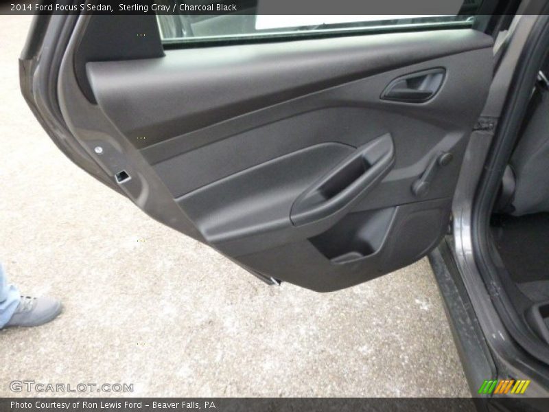 Sterling Gray / Charcoal Black 2014 Ford Focus S Sedan