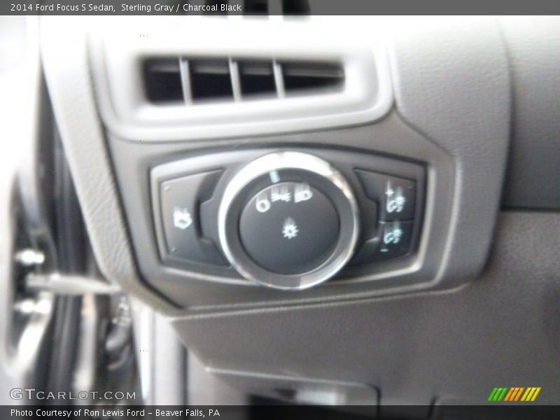 Sterling Gray / Charcoal Black 2014 Ford Focus S Sedan