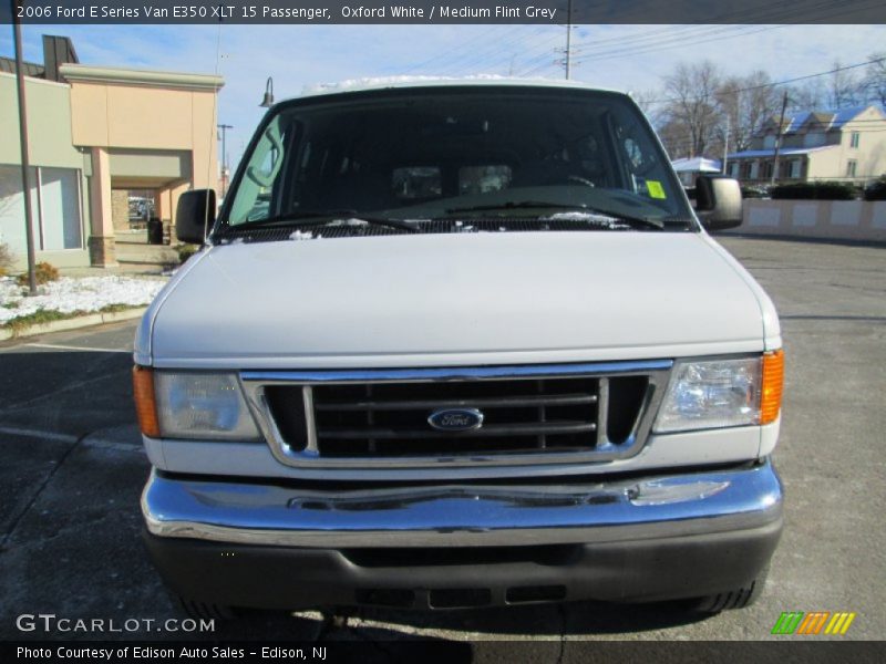 Oxford White / Medium Flint Grey 2006 Ford E Series Van E350 XLT 15 Passenger