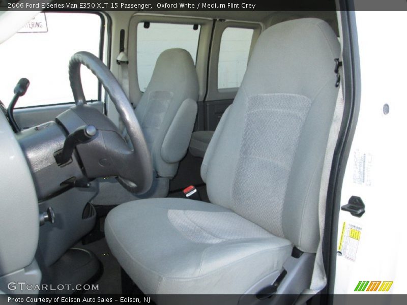 Oxford White / Medium Flint Grey 2006 Ford E Series Van E350 XLT 15 Passenger