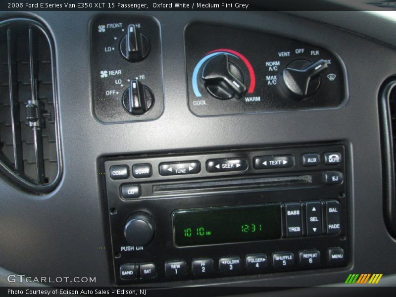 Oxford White / Medium Flint Grey 2006 Ford E Series Van E350 XLT 15 Passenger