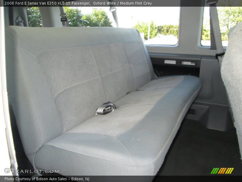 Oxford White / Medium Flint Grey 2006 Ford E Series Van E350 XLT 15 Passenger