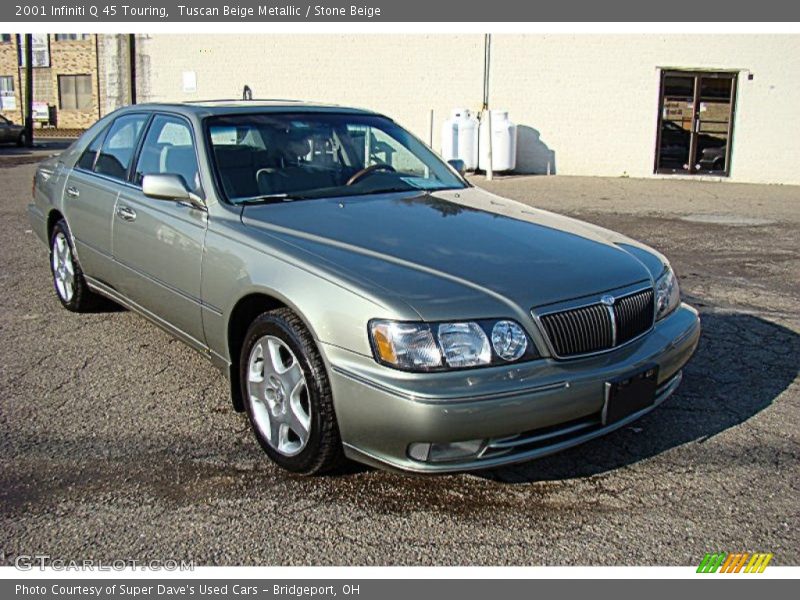 Front 3/4 View of 2001 Q 45 Touring