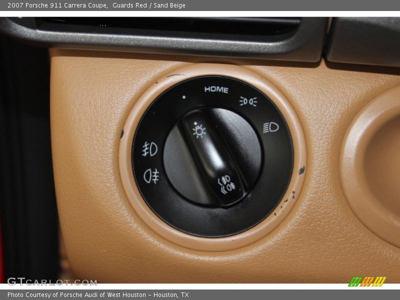 Controls of 2007 911 Carrera Coupe