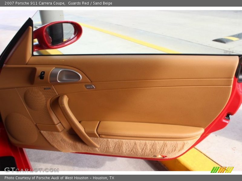 Door Panel of 2007 911 Carrera Coupe