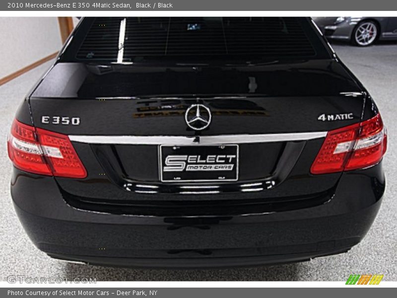Black / Black 2010 Mercedes-Benz E 350 4Matic Sedan