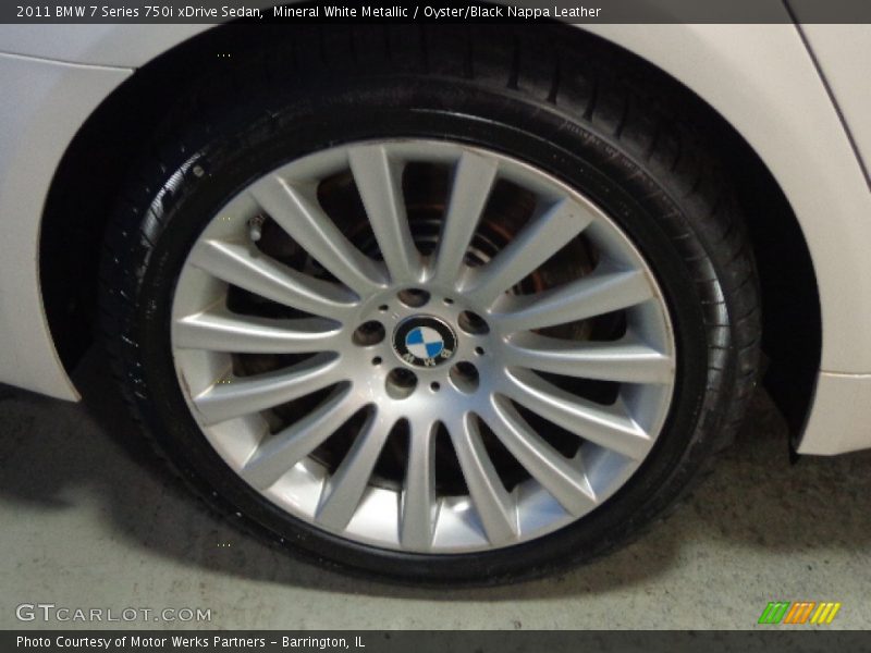 Mineral White Metallic / Oyster/Black Nappa Leather 2011 BMW 7 Series 750i xDrive Sedan