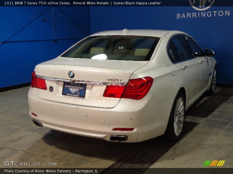 Mineral White Metallic / Oyster/Black Nappa Leather 2011 BMW 7 Series 750i xDrive Sedan