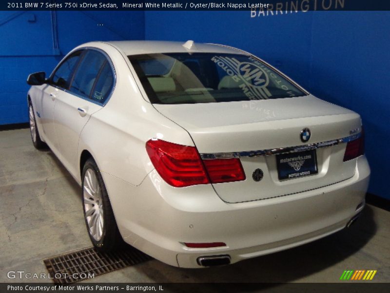 Mineral White Metallic / Oyster/Black Nappa Leather 2011 BMW 7 Series 750i xDrive Sedan