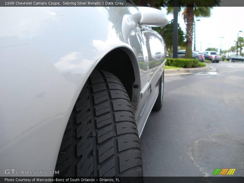 Sebring Silver Metallic / Dark Grey 1998 Chevrolet Camaro Coupe