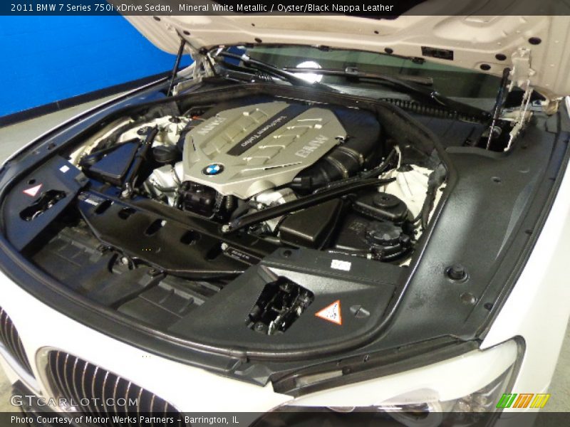 Mineral White Metallic / Oyster/Black Nappa Leather 2011 BMW 7 Series 750i xDrive Sedan