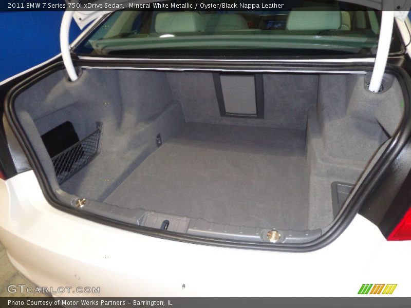 Mineral White Metallic / Oyster/Black Nappa Leather 2011 BMW 7 Series 750i xDrive Sedan