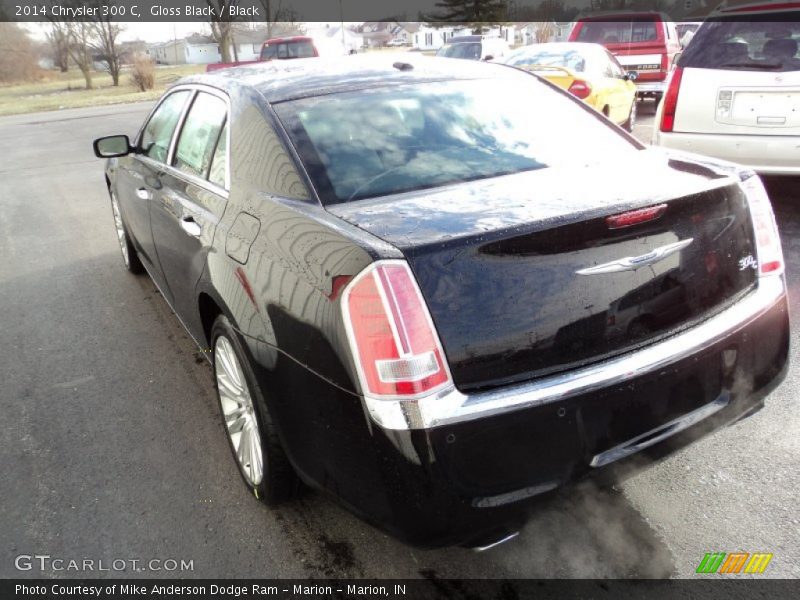 Gloss Black / Black 2014 Chrysler 300 C