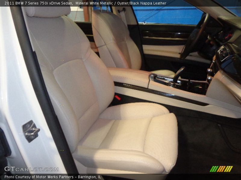 Mineral White Metallic / Oyster/Black Nappa Leather 2011 BMW 7 Series 750i xDrive Sedan