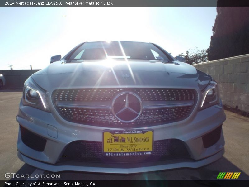 Polar Silver Metallic / Black 2014 Mercedes-Benz CLA 250