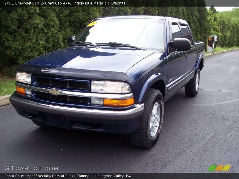 Indigo Blue Metallic / Graphite 2001 Chevrolet S10 LS Crew Cab 4x4