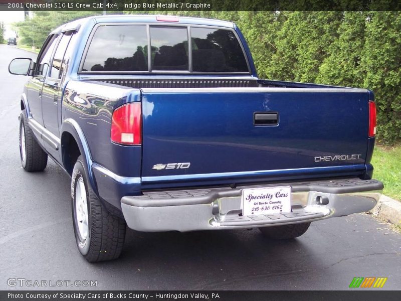 Indigo Blue Metallic / Graphite 2001 Chevrolet S10 LS Crew Cab 4x4