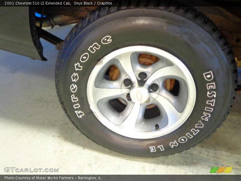 Onyx Black / Graphite 2001 Chevrolet S10 LS Extended Cab